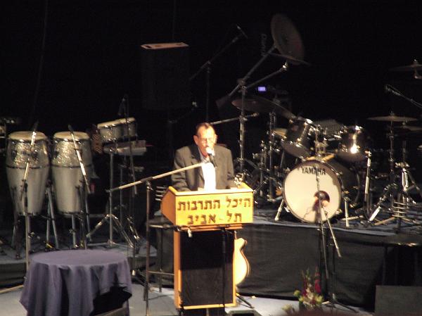 שלמה ארצי - הופעה - תמונה